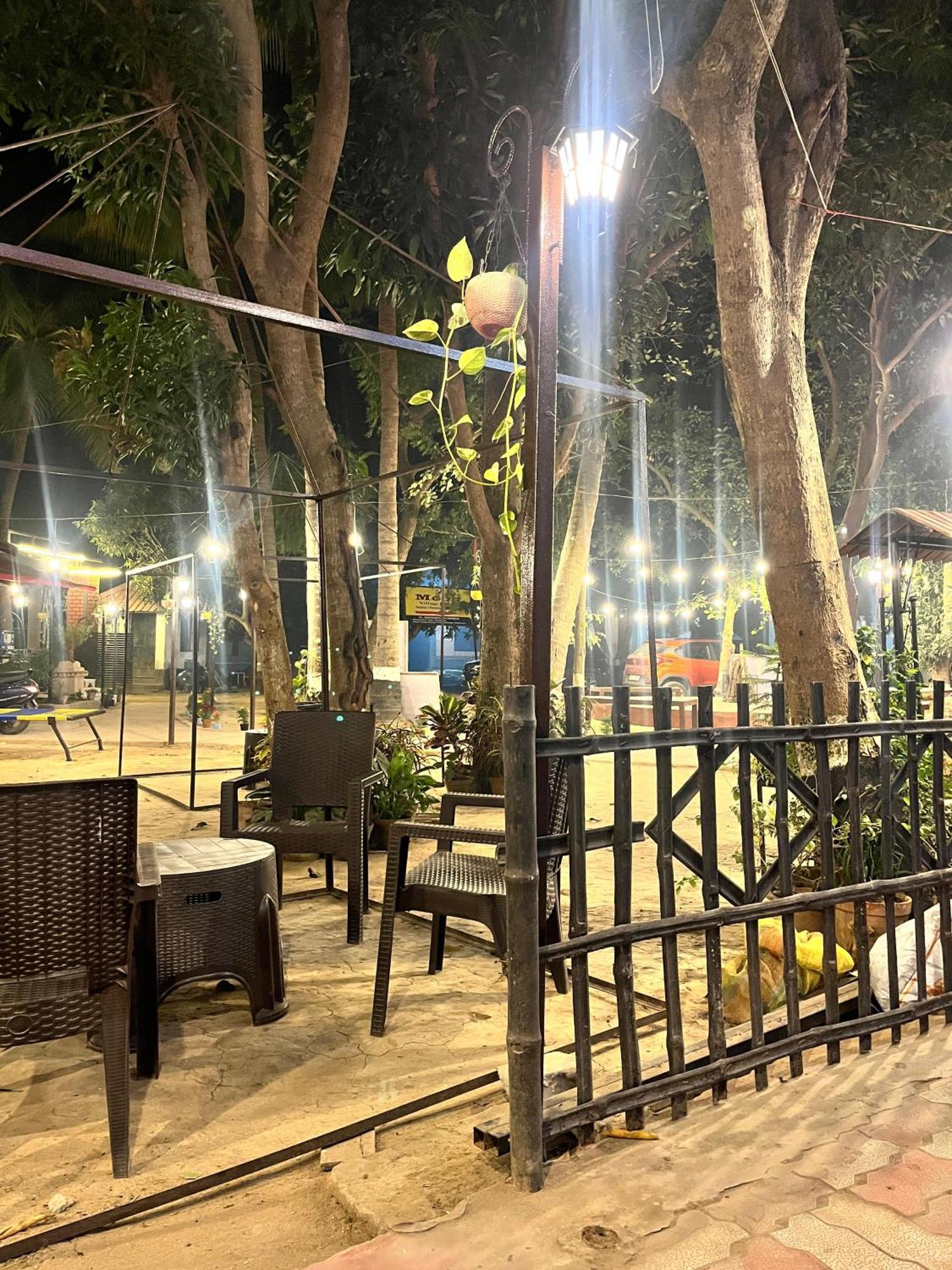 Moon Village Resort Shānti Niketan Extérieur photo